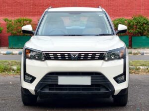 XUV 300 W6 2023